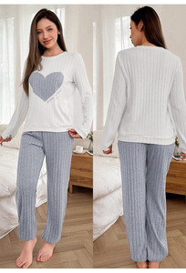 Conjunto de <span class=keywords><strong>Pijamas</strong></span> con Estampado de Corazón para el Día de San Valentín para Mujer, Ropa de Dormir de Manga Larga de Felpa Acanalada, Regalo Romántico - Product Image 6