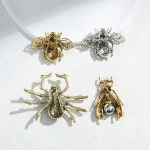 Venta de liquidación nueva moda mujer broche perla diamantes de imitación bronce antiguo abeja araña Metal animal broche - Product Image 2