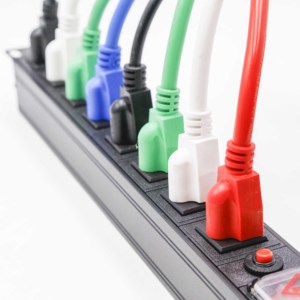 150 Joule 9 Blocs Multiprises Parafoudre Électrique Robuste Rallonge Bande-1U de Bâti de Support - Product Image 5