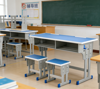 Table d'école en métal avec chaise, ensemble de mobilier scolaire moderne, plateau en bois bleu avec fente pour stylo, acier thermolaqué pour utilisation en classe