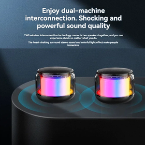 Mini TWS sans fil pour haut-parleur <span class=keywords><strong>Barre</strong></span> <span class=keywords><strong>de</strong></span> <span class=keywords><strong>son</strong></span> compacte à 360 ° avec lumières LED pour voyage et usage extérieur - Product Image 3