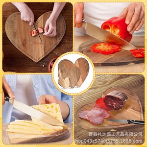 Plateau de service en bois en forme de cœur, bambou acacia, couleur unie, style rétro luxueux, pour cuisine, fruits, pizza, en-cas - Product Image 5
