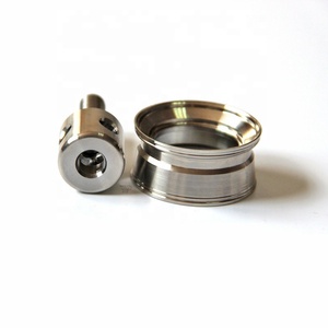 Pieza mecanizada de acero inoxidable de alta precisión de calidad alemana, pieza mecanizada CNC, servicios de fabricación de Metal OEM - Product Image 3