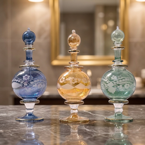 Juego de botellas de perfume de vidrio soplado de lujo de estilo egipcio LW43 grande Piezas decorativas hechas a mano con técnica de chorro en la boca - Product Image 3