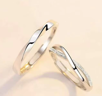 316L roestvrijstalen trendy trouwring Mobius paarring voor mannen en vrouwen, klein design, Valentijnsdag cadeau