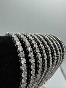 <span class=keywords><strong>Bracciale</strong></span> Tennis SMOB VVS1 in Moissanite 2-4MM, <span class=keywords><strong>Argento</strong></span> <span class=keywords><strong>925</strong></span> Unisex, Testato come Diamante, Design Moderno Classico - Product Image 3