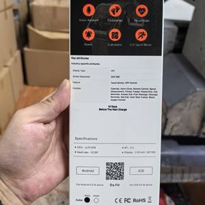 Smartwatch Alan C28 con Logo Personalizzato - Display AMOLED, Ricarica Wireless, SOS, Impermeabile IP68, Cassa in Lega, Cinturino in Gomma, Touch Screen - Product Image 2