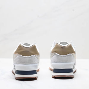 Les chaussures décontractées pour hommes, nouvellement conçues, sont plates, légères, confortables et respirantes, en cuir véritable. - Product Image 1