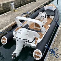 Bateau semi-rigide Premium 7,6 m (25 pieds) en Hypalon PVC avec console centrale, coque en fibre de verre, bateau pneumatique rigide, yacht de sport, plongée, pêche en famille, croisière