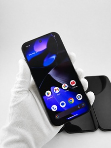 Téléphone portable d'occasion débloqué Google Pixel 9 noir A+ 4700 mAh 6,3 pouces 5G – Smartphone de seconde main en gros - Product Image 1