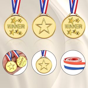 100 Medallas de Plástico Doradas para Niños, Premios con Temática de Estrellas, Medallas de Ganador para Competiciones Deportivas, Concursos de Talento, Concurso de Ortografía - Product Image 3