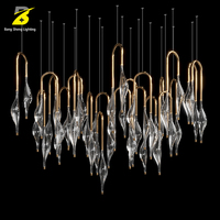 Grand lustre suspendu en verre à LED - Lumière ambiante en verre texturé artisanal pour salle de banquet et galerie d'art