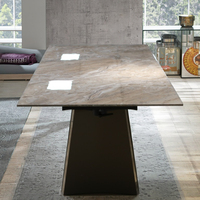 Meubles de salle à manger modernes et luxueux sur mesure avec pieds en métal et plateau en verre trempé, pliable pour plus de 10 places