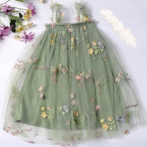 Abito da Damigella in Pizzo con Ricami Floreali, Tutu Traspirante Antirughe con Spalle Scoperte per Bambine 0-6 Anni, con Fascia per Capelli - Product Image 3