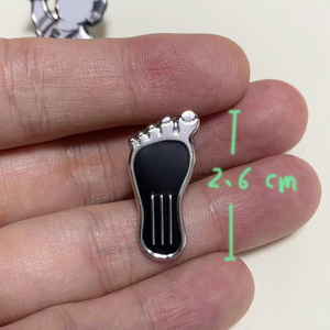 Spilla in metallo smaltata a forma di conchiglia con personaggio dei cartoni animati Betty Big Boy, all'ingrosso - Product Image 5