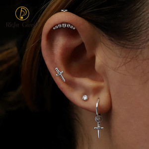 Bijoux en titane, sertissage incurvé, grappes de perles, hélice verticale, piercing d'oreille, tragus - Product Image 6