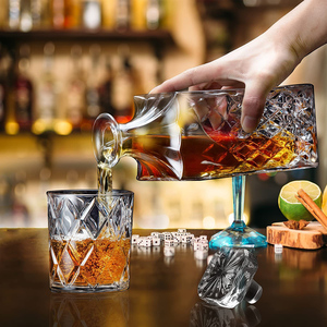 Bouteille de <span class=keywords><strong>vin</strong></span> carrée sans plomb de luxe Offre Spéciale, <span class=keywords><strong>Lot</strong></span> en <span class=keywords><strong>verre</strong></span> de whisky, décanteur, conteneur d'alcool, verseur, Carafe 850ML - Product Image 6