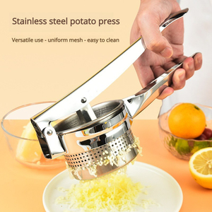 Écraseur à pommes de terre en acier inoxydable robuste et portable, passoires interchangeables, outil de pressage facile à utiliser pour un usage domestique - Product Image 3
