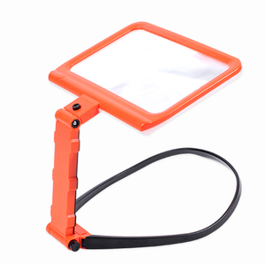 Lente d'Ingrandimento 3 in 1 con 48 LED Tricolore, da Collo, Portatile e da Tavolo per Lettura Giornali - Product Image 3