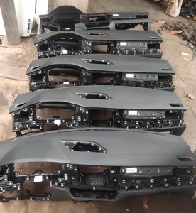 Pièces automobiles personnalisées en plastique PVC et nylon, usinage CNC, tournage, impression 3D SLM, composants de rechange pour voitures, moyeu de roue, service OEM personnalisé - Product Image 3