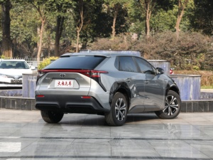 Toyota BZ4X EV 2022, SUV haute performance, 5 portes, 5 places, autonomie de 400 km, prix de gros, commande en gros, véhicule à énergie nouvelle - Product Image 4