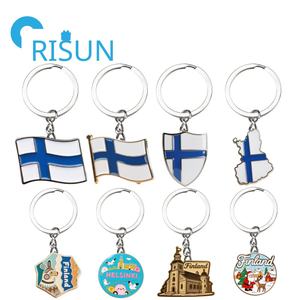 LLavero de Metal de Finlandia, Helsinki, recuerdo de viaje, llavero personalizado con Bandera de País finlandés, llavero con mapa, llavero esmaltado de Finlandia, regalo - Product Image 1
