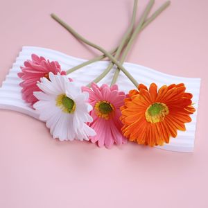 Flores Artificiales de Gerbera en Color Blanco, Rosa, Rojo, Amarillo, Naranja y Rojo Rosa, Decoraciones para Bodas y Hogar, Accesorios para Fotografía en Exteriores - Product Image 4