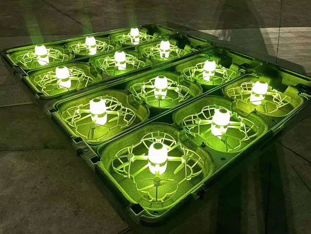 Professional Expert Commercial Drone Light Show System Kit 100 LED Drones RTK GPS Brushless Motor Remote Control App