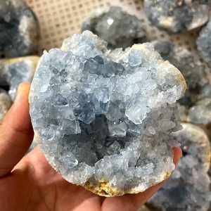 Vente en gros <span class=keywords><strong>de</strong></span> belles roches naturelles, grandes géode <span class=keywords><strong>de</strong></span> célestite bleue, amas <span class=keywords><strong>de</strong></span> <span class=keywords><strong>cristal</strong></span>, <span class=keywords><strong>pierre</strong></span> <span class=keywords><strong>de</strong></span> célestite <span class=keywords><strong>brute</strong></span> - Product Image 5