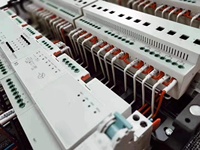 Coupleur de réseau domestique intelligent KNX/EIB à prix d'usine passerelle de routeur IP KNX Interface TCP/IP système de maison intelligente