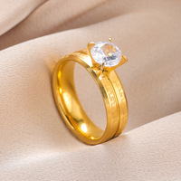 Ensemble Bagues de Mariage et de Fiançailles en Acier Inoxydable Plaqué Or 18K PVD, Style Classique, Simple et Élégant, avec Motif Diamant