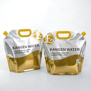 Sac d'eau pliable Kangen, pochette portable avec bec verseur pour la randonnée et le camping - Product Image 1