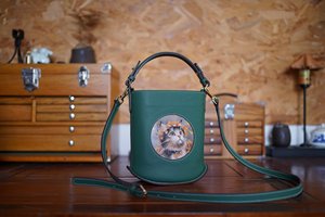 Western Style Genuine <strong>Leather</strong> Handbags for Women - Hand Tooled Cowboy Embossed Shoulder Bags &amp; Pink Designer Clutches