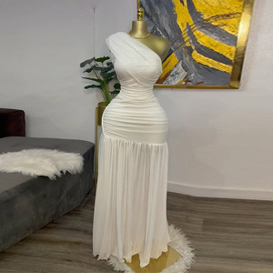 Mais Vendido: Vestido Tubinho Feminino Europeu e Americano 2025 Outono Novo, Doce e Fresco, com Gola no Ombro e Cintura Alta Modeladora - Product Image 2