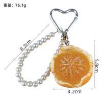 Realistische gepelde sinaasappel fruit sleutelhanger met parelketting, schattig voedselvormig tasbedeltje voor vrouwen, cadeau accessoires