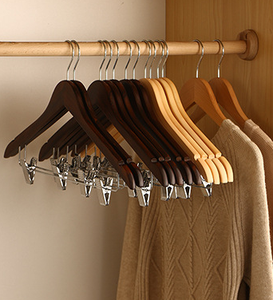 Lavinia <span class=keywords><strong>pas</strong></span> <span class=keywords><strong>cher</strong></span> costume personnalisé <span class=keywords><strong>cintre</strong></span> <span class=keywords><strong>en</strong></span> bois manteau <span class=keywords><strong>cintre</strong></span> <span class=keywords><strong>en</strong></span> bois avec logo <span class=keywords><strong>en</strong></span> gros hôtel cintres <span class=keywords><strong>en</strong></span> bois pour chiffons pantalon clip - Product Image 5