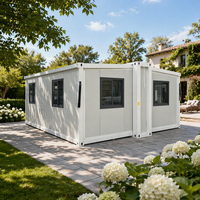Villa Préfabriquée de Luxe à 3 Chambres, Double Aile Extensible, Moderne et Respirante, en Conteneur Maritime, avec Panneaux Sandwich, Modèle Plat, pour Hôtel et Appartement