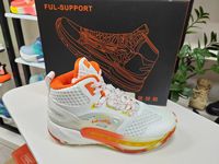 Sepatu Basket High Top Putih Oranye Bahan Mesh Upper EVA Midsole Outsole Karet Penyerap Guncangan Tali Sepatu Pria Olahraga Profesional