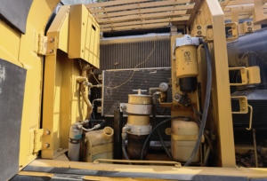 Excavatrice sur chenilles Caterpillar 329D/329DL/329D2 de 29 tonnes, robuste, avec moteur Cummins, boîte de vitesses et engrenages - Occasion - Product Image 3