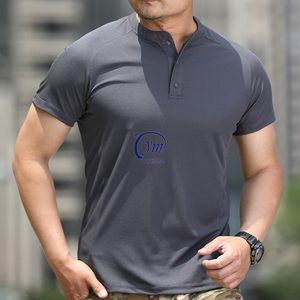 <span class=keywords><strong>Camiseta</strong></span> Táctica de <span class=keywords><strong>Manga</strong></span> <span class=keywords><strong>Corta</strong></span> de Secado Rápido para Hombre, Cuello Henry, para Deportes al Aire Libre, Senderismo y Running, Venta al Por Mayor - Product Image 4