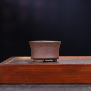 Offre Spéciale – Pot à Bonsaï Carré en Argile Violette Qiaoyi Yixing, Fait Main, Écologique, Sculpté à la Main, Petit Pot d'Intérieur Style Chinois - Product Image 4