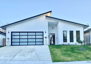 Villa haut <span class=keywords><strong>de</strong></span> gamme personnalisée système logistique moderne <span class=keywords><strong>porte</strong></span> <span class=keywords><strong>de</strong></span> <span class=keywords><strong>garage</strong></span> <span class=keywords><strong>en</strong></span> aluminium segmenté surélevé - Product Image 2