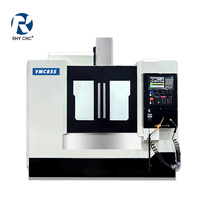 Centre d'usinage CNC professionnel VMC855 3 axes pour le fraisage des métaux