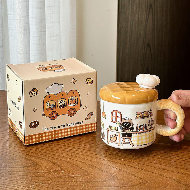 Le chaton qui fait du pain