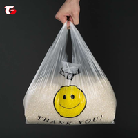 Sac d'emballage pour T-shirt en PE robuste, réutilisable et recyclable, personnalisable en usine, vente en gros, taille et impression sur mesure