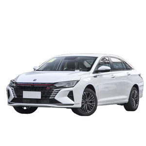 Dongfeng Aeolus Yixuan Max 5 Seats <span class=keywords><strong>MHD</strong></span> Hybrid EV Secan Car Automatic Gear Car en Ouzbékistan - Product Image 1