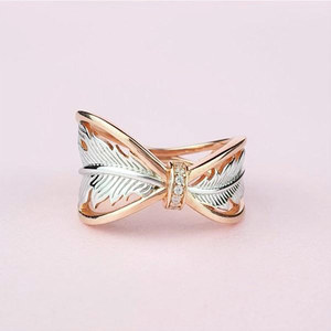 Anello creativo bicolore per donna, design color oro e argento, gioielli eleganti e alla moda - Product Image 1
