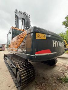 Excavatrice d'occasion, matériel de terrassement HYUNDAI 300LC-9T à vendre - Product Image 4