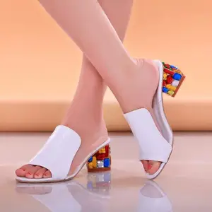 Sh10767a, популярная модель, недорогие сандалии на низком каблуке, 2024 для женщин
