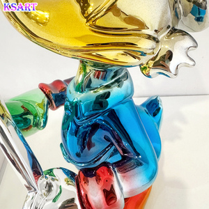 Sculpture Moderne Minimaliste de Luxe Créative en Résine de Fibre de Verre Électroplaquée Donald Duck Peinte à la Main Taille Personnalisée pour Salon et Maison - Product Image 3
